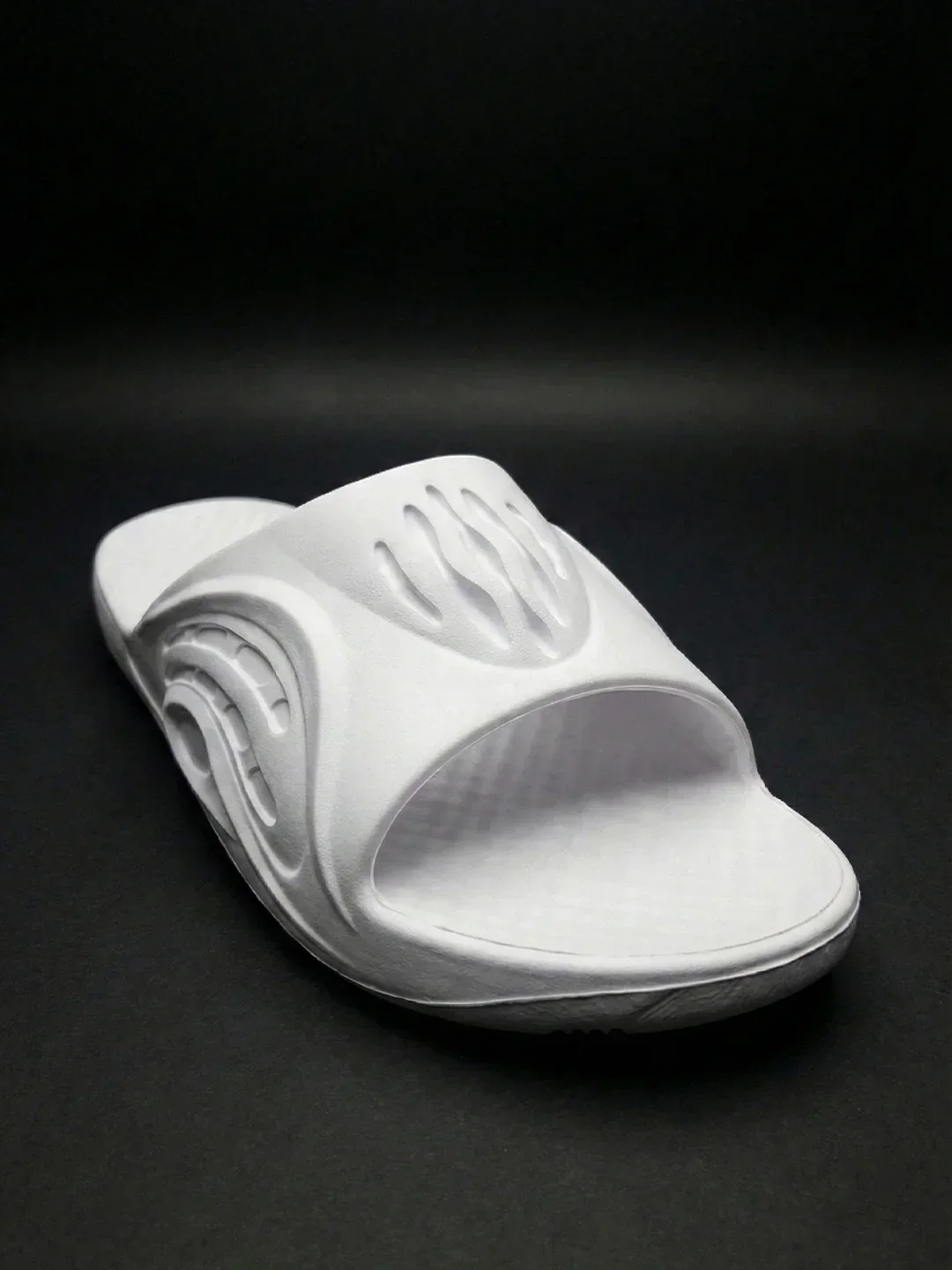 bigbanana Bastion-White Unisex Slipper - Image 3
