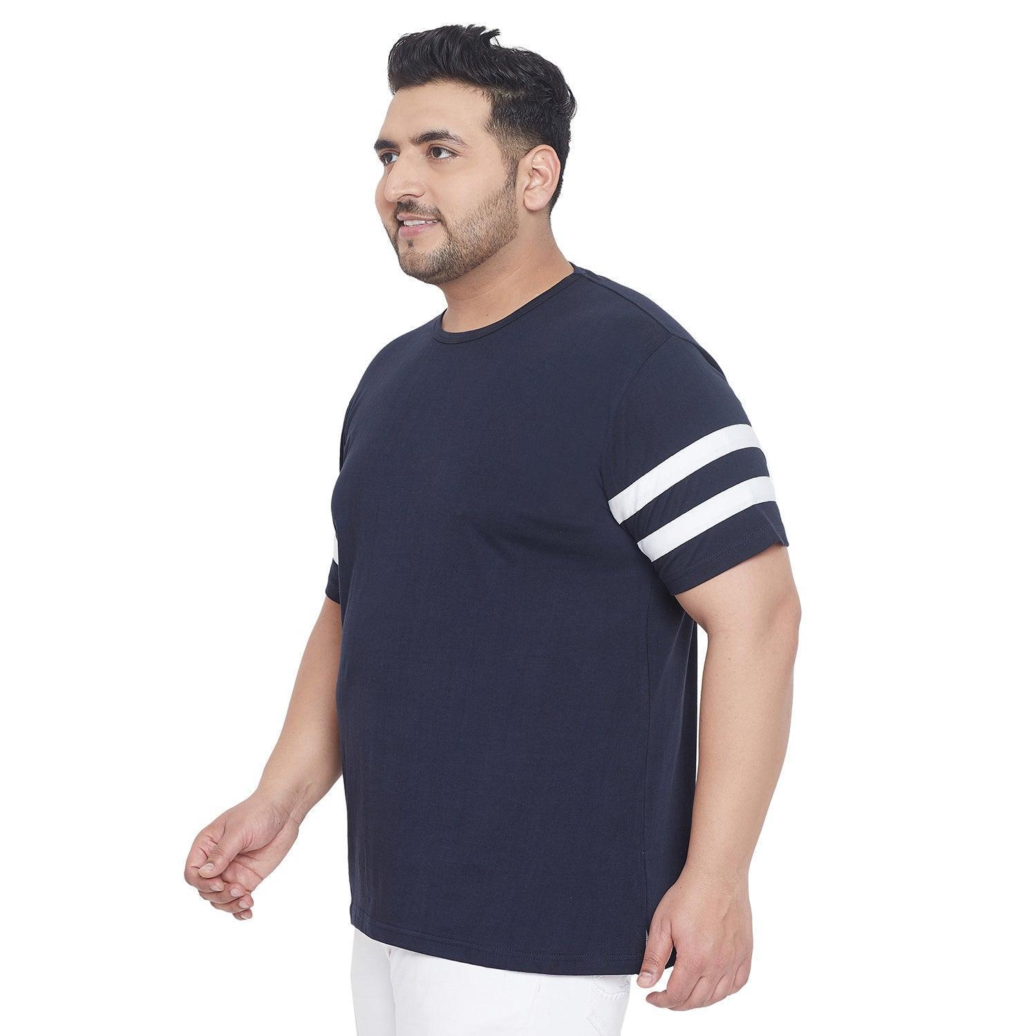 Men Plus Size Downtown Solid Round Neck Tshirt - Image 3