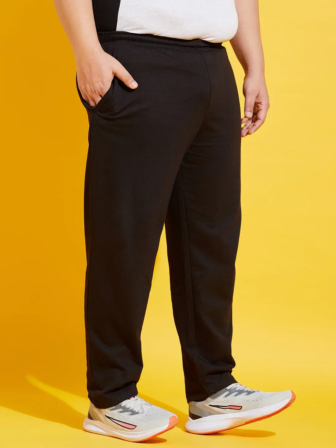 Men Plus Size Oxn-BL Solid Trackpant - Image 4