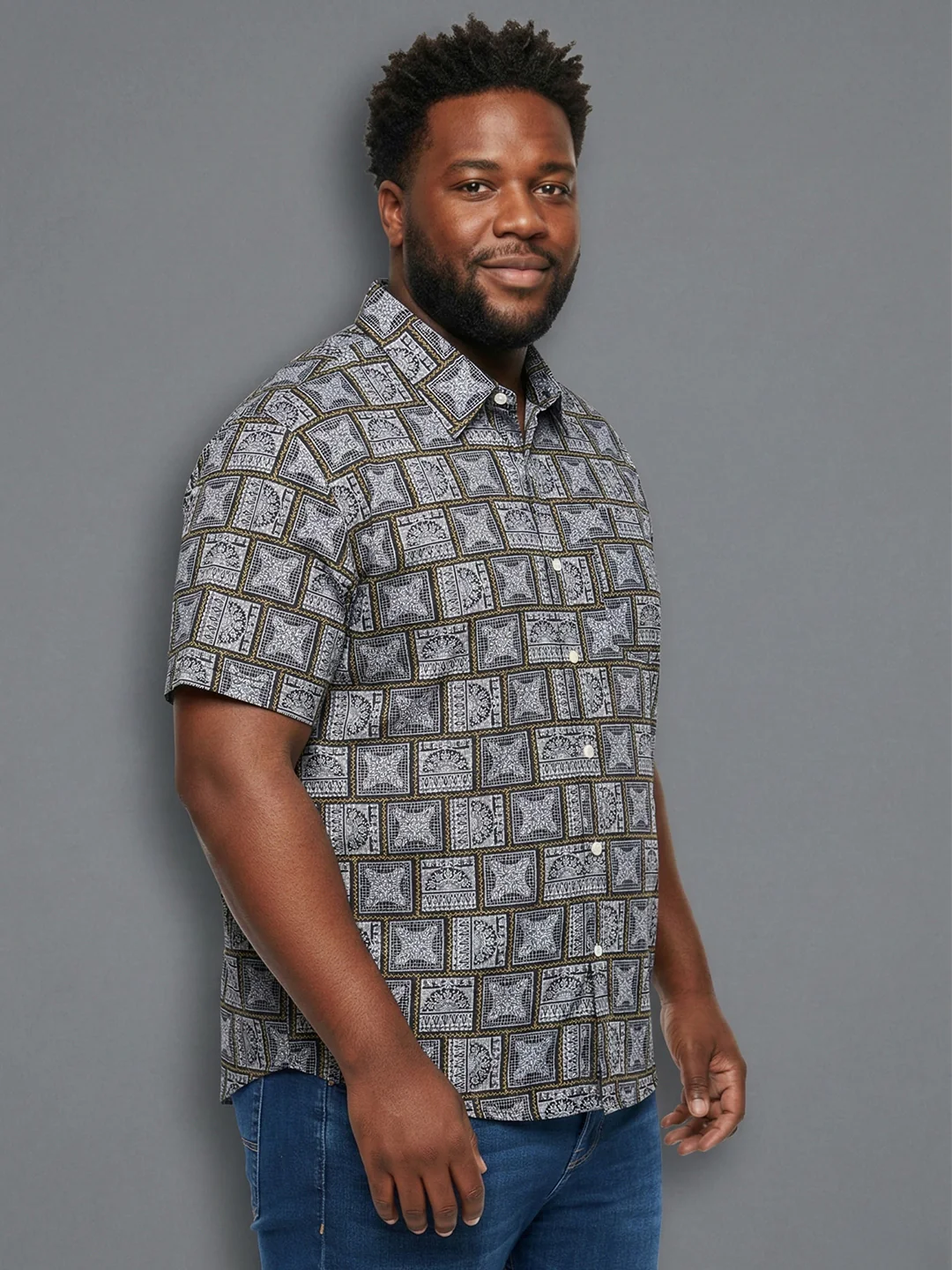 Men Plus Size Atrium Multicolor Printed Casual Shirt - Image 3