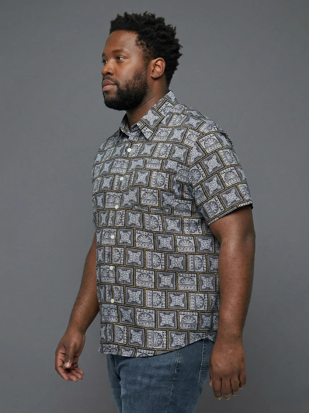 Men Plus Size Atrium Multicolor Printed Casual Shirt - Image 4