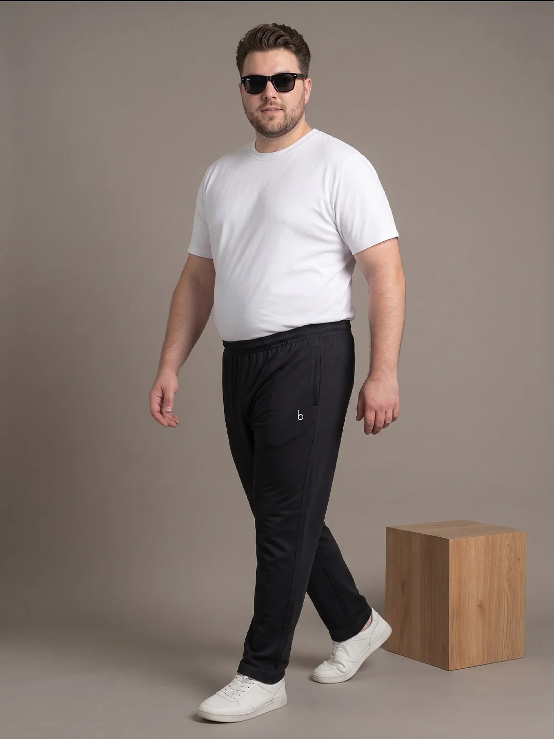 Men Plus Size Boldanchor Black Solid Trackpants - Image 4