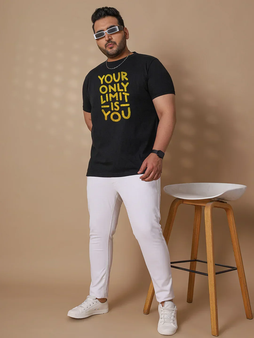 Men Plus Size Chin Striped Black Round Neck Tshirt