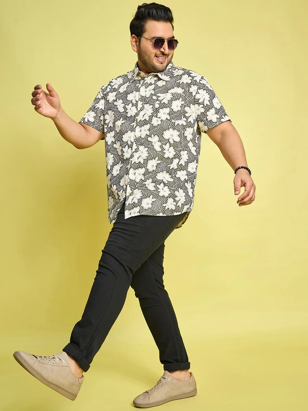 Men Plus Size Count Floral Printed Multi Color Shirt - Image 2