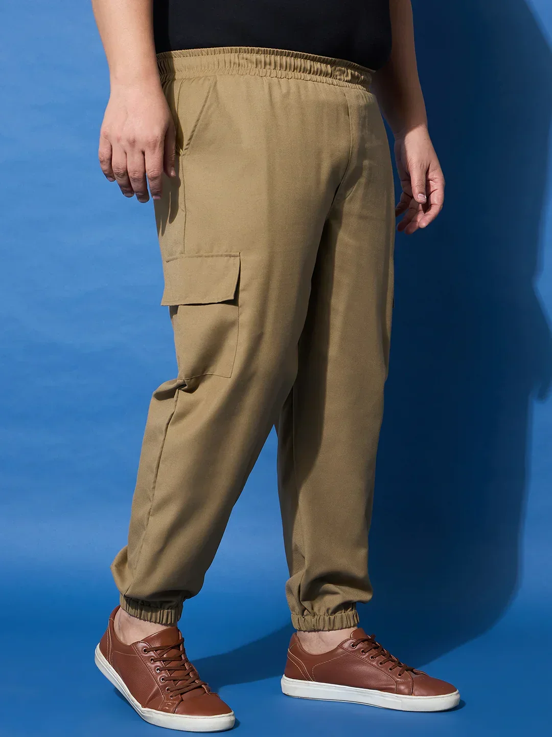 Men Plus Size Flex-Khakhi Solid Trouser - Image 3