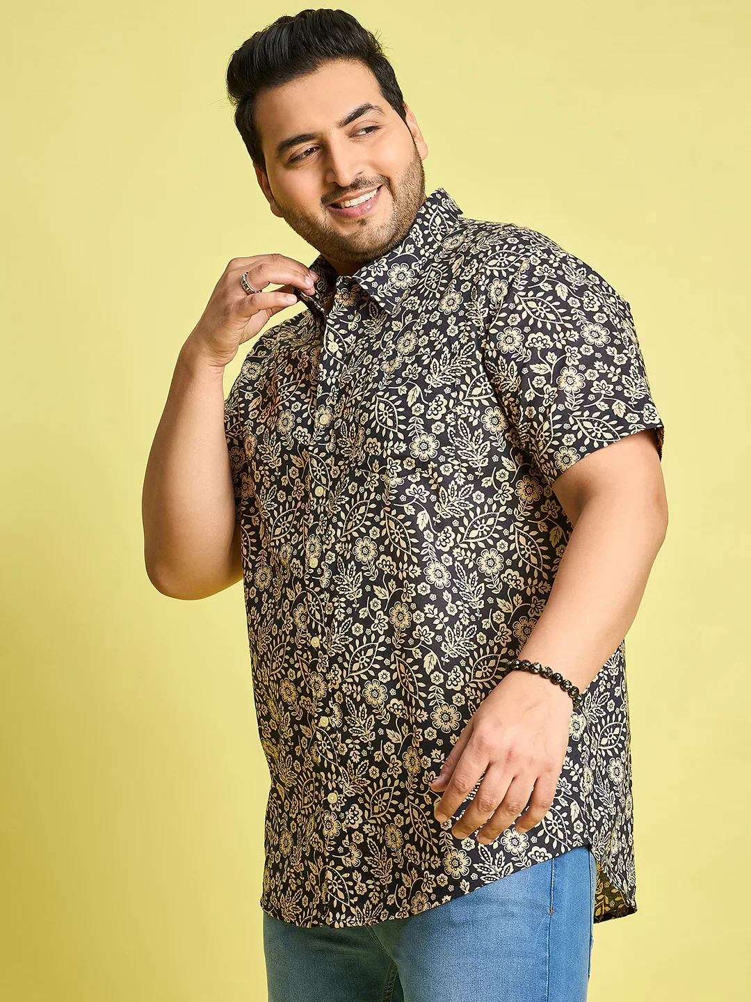 Men Plus Size Hebrew Cream Floral Print Black shirt - Image 3