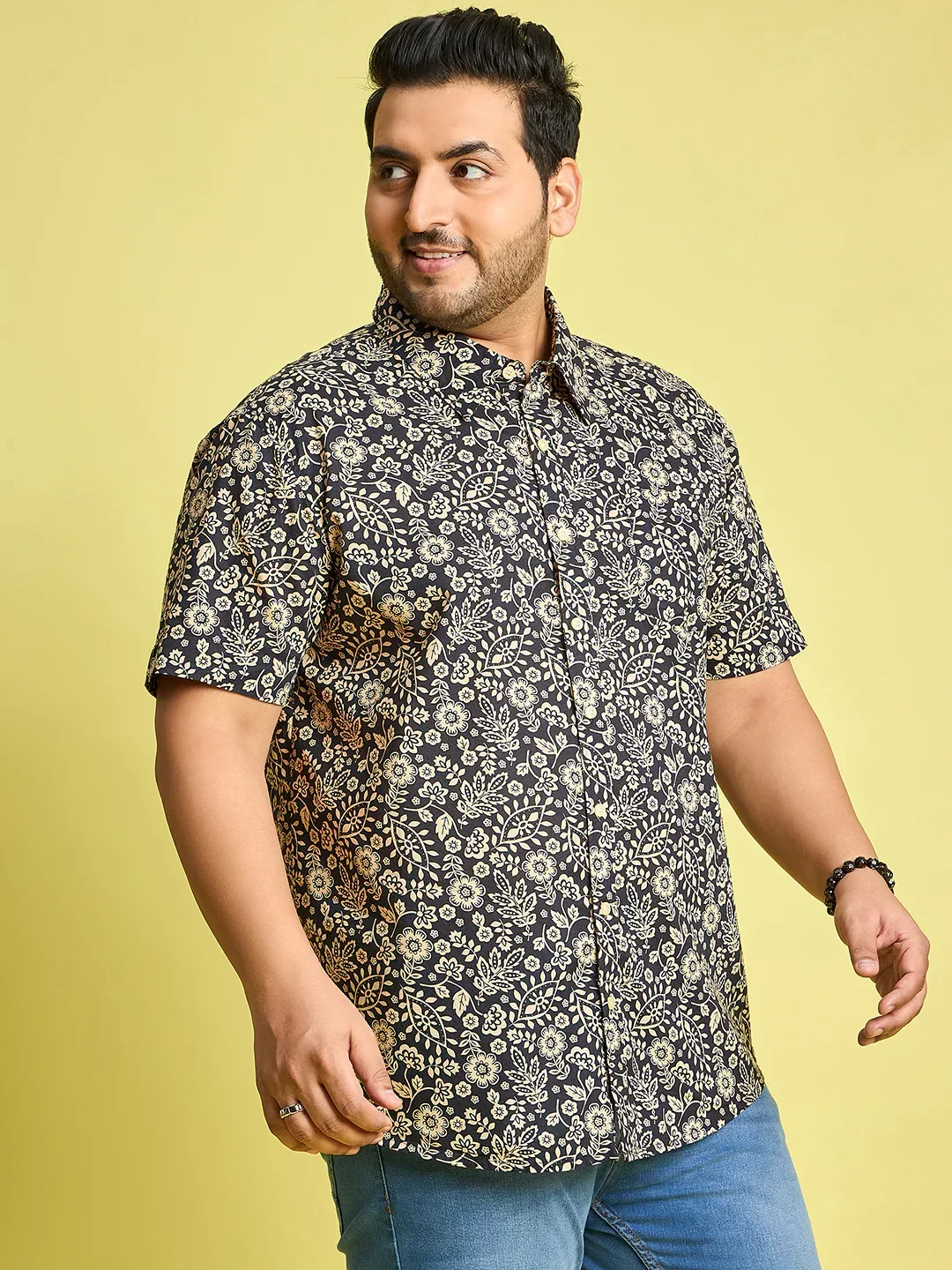 Men Plus Size Hebrew Cream Floral Print Black shirt - Image 4