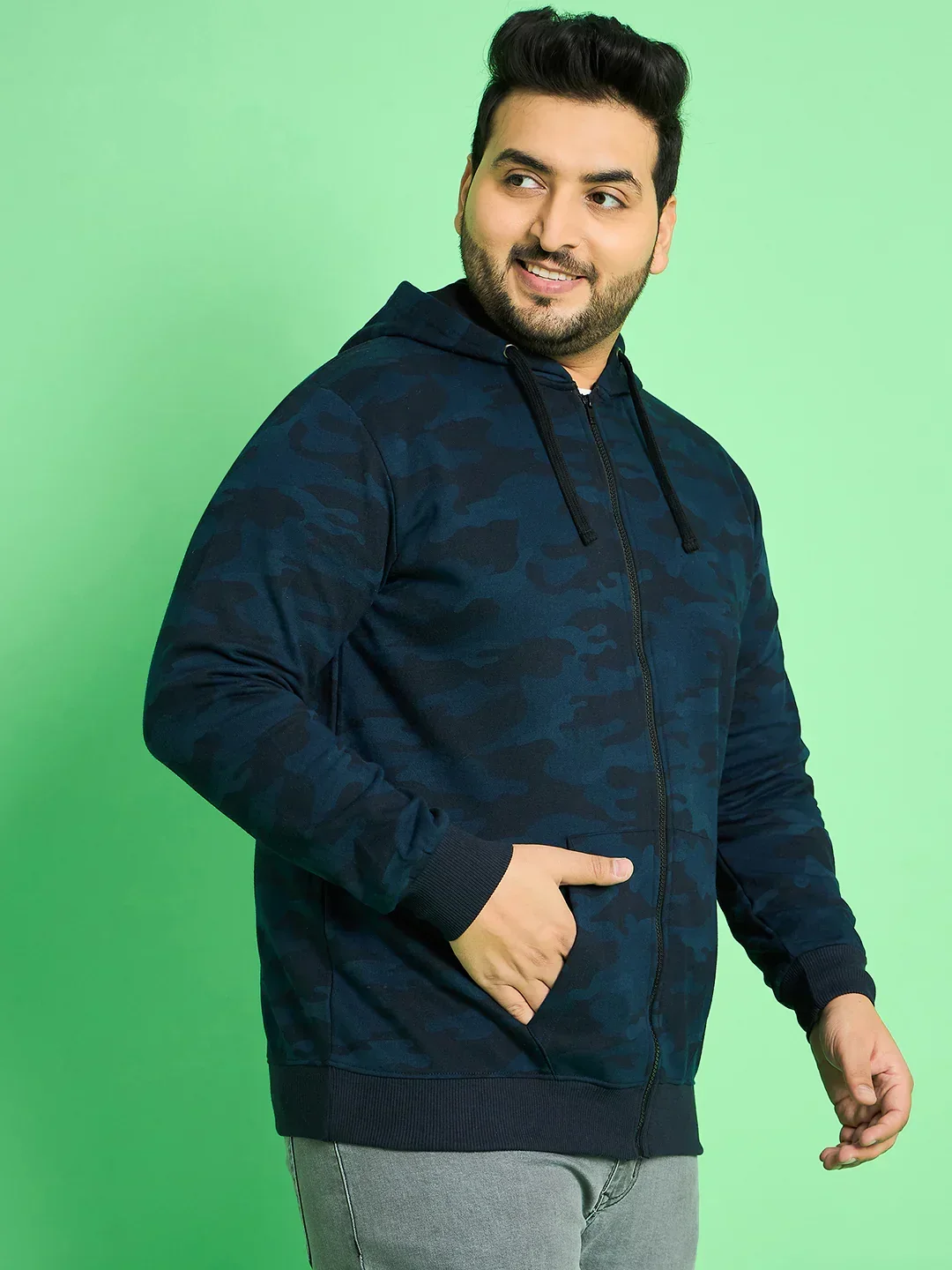 Men Plus Size Makole Printed Sweatshirts - Image 4