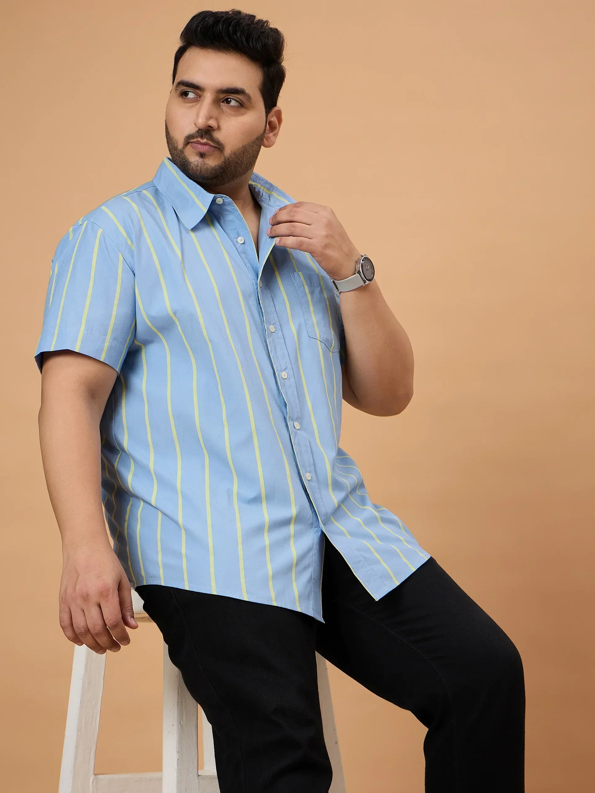 Men Plus Size Noeud Striped Shirt