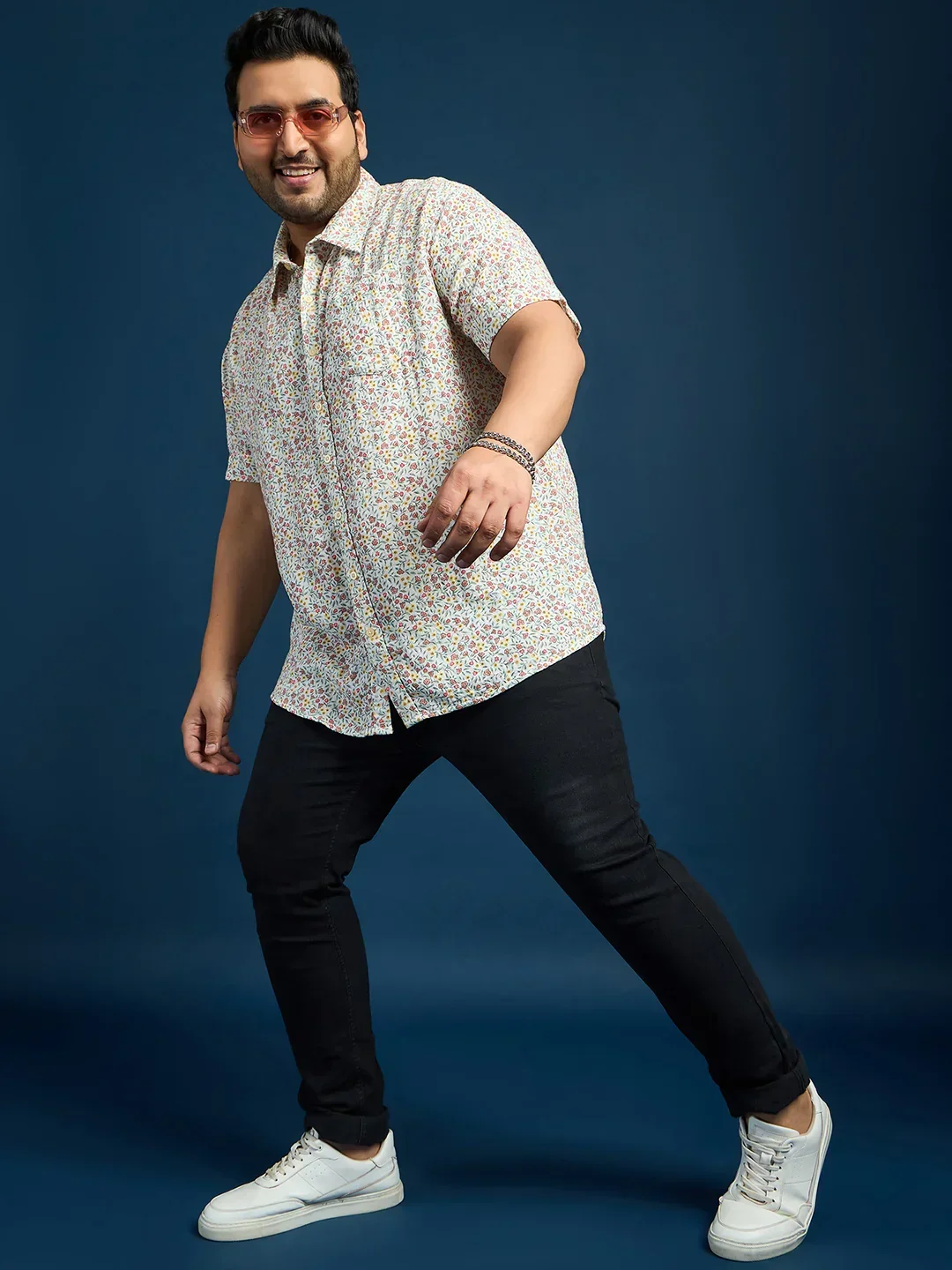 Men Plus Size Pett Floral Printed White Shirt - Image 2