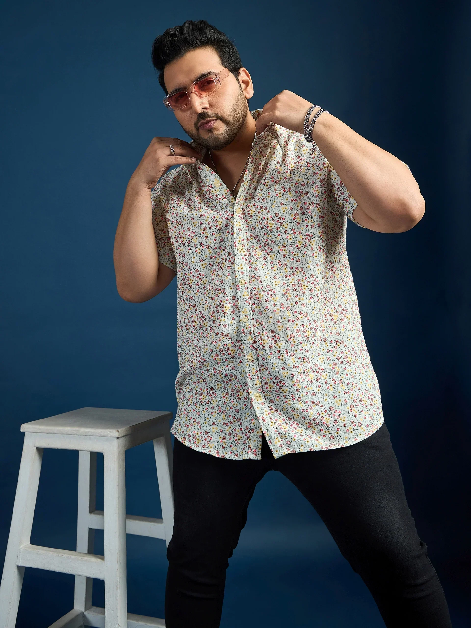 Men Plus Size Pett Floral Printed White Shirt - Image 7