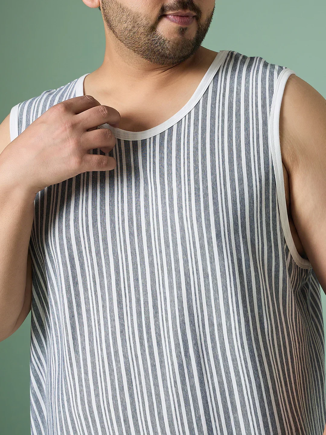Men Plus Size Rain White Solid Vest - Image 8