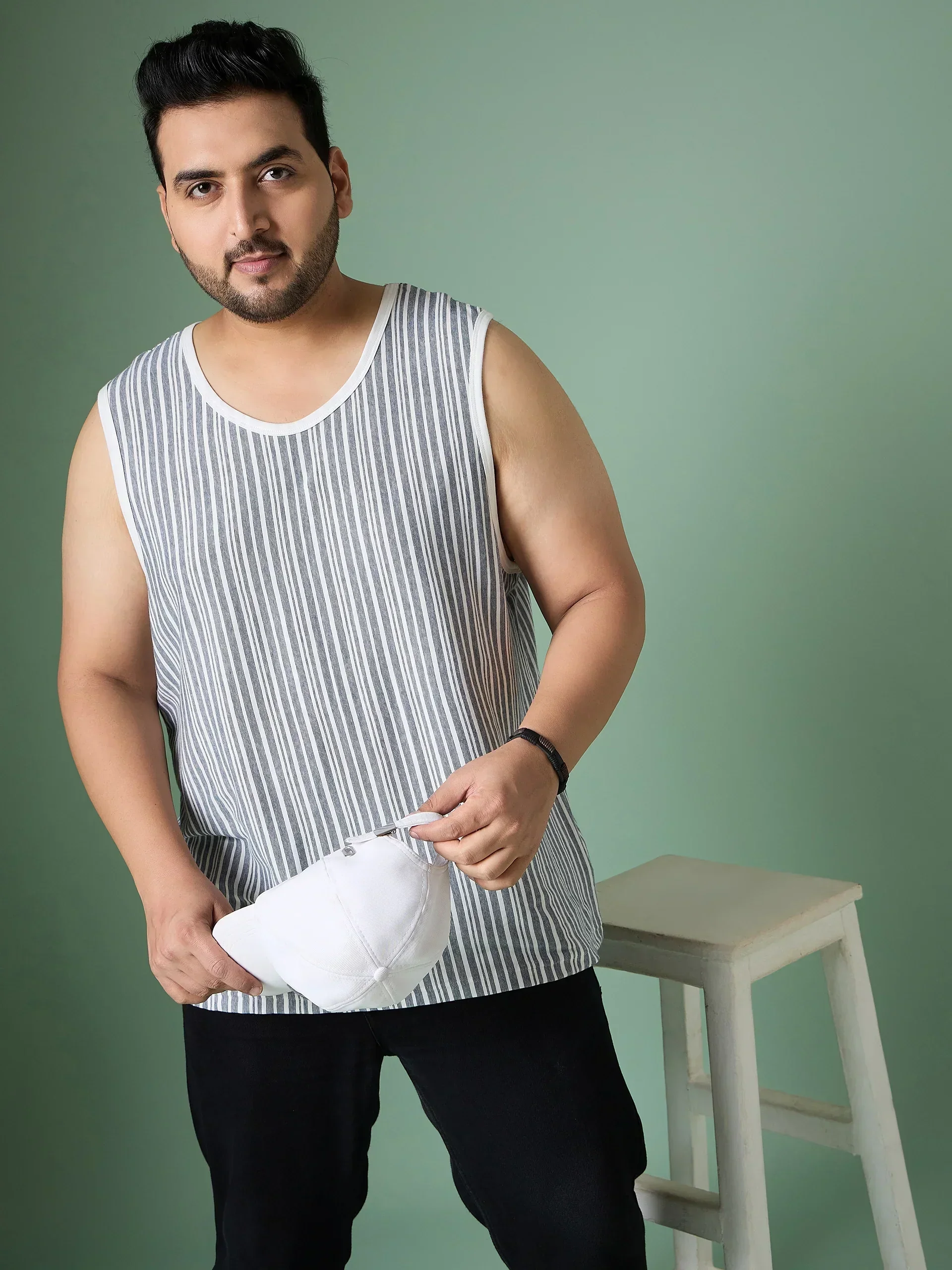 Men Plus Size Rain White Solid Vest - Image 9