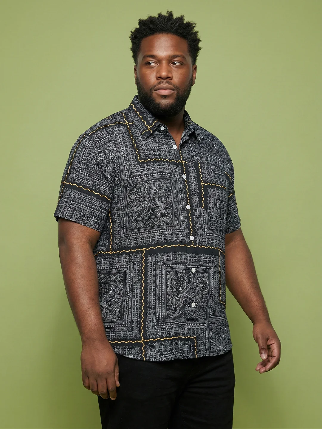 Men Plus Size Sector Multicolor Printed Casual Shirt - Image 3