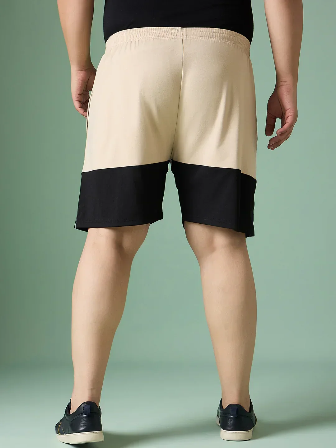 Men Plus Size Submerge Self Design Shorts - Image 5