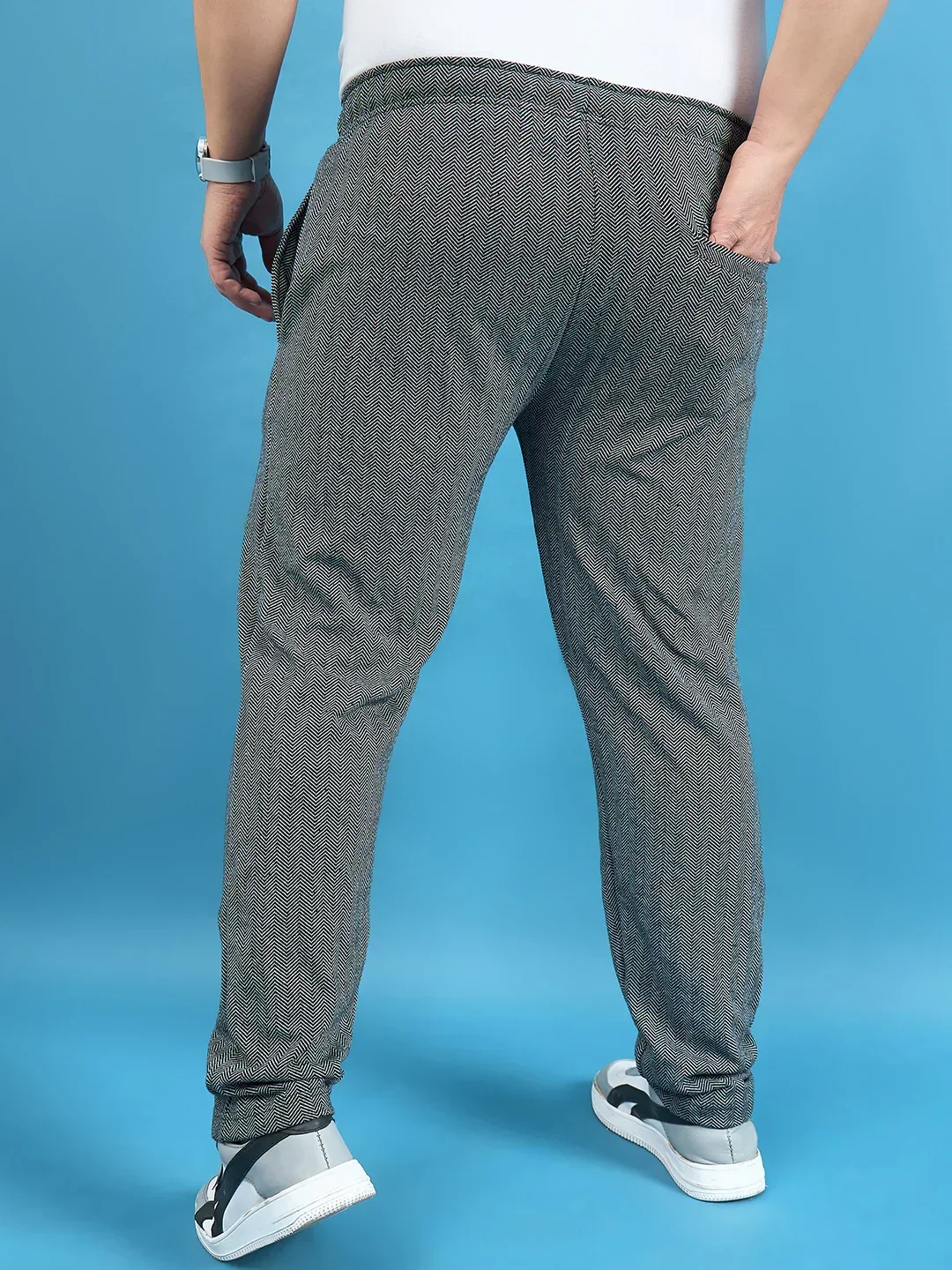 Men Plus Size Sugiarto Gray Solid Trackpant - Image 5