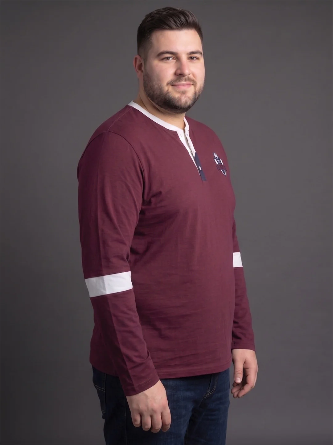 Men Plus Size Tenement Maroon Colorblock Henley - Image 2
