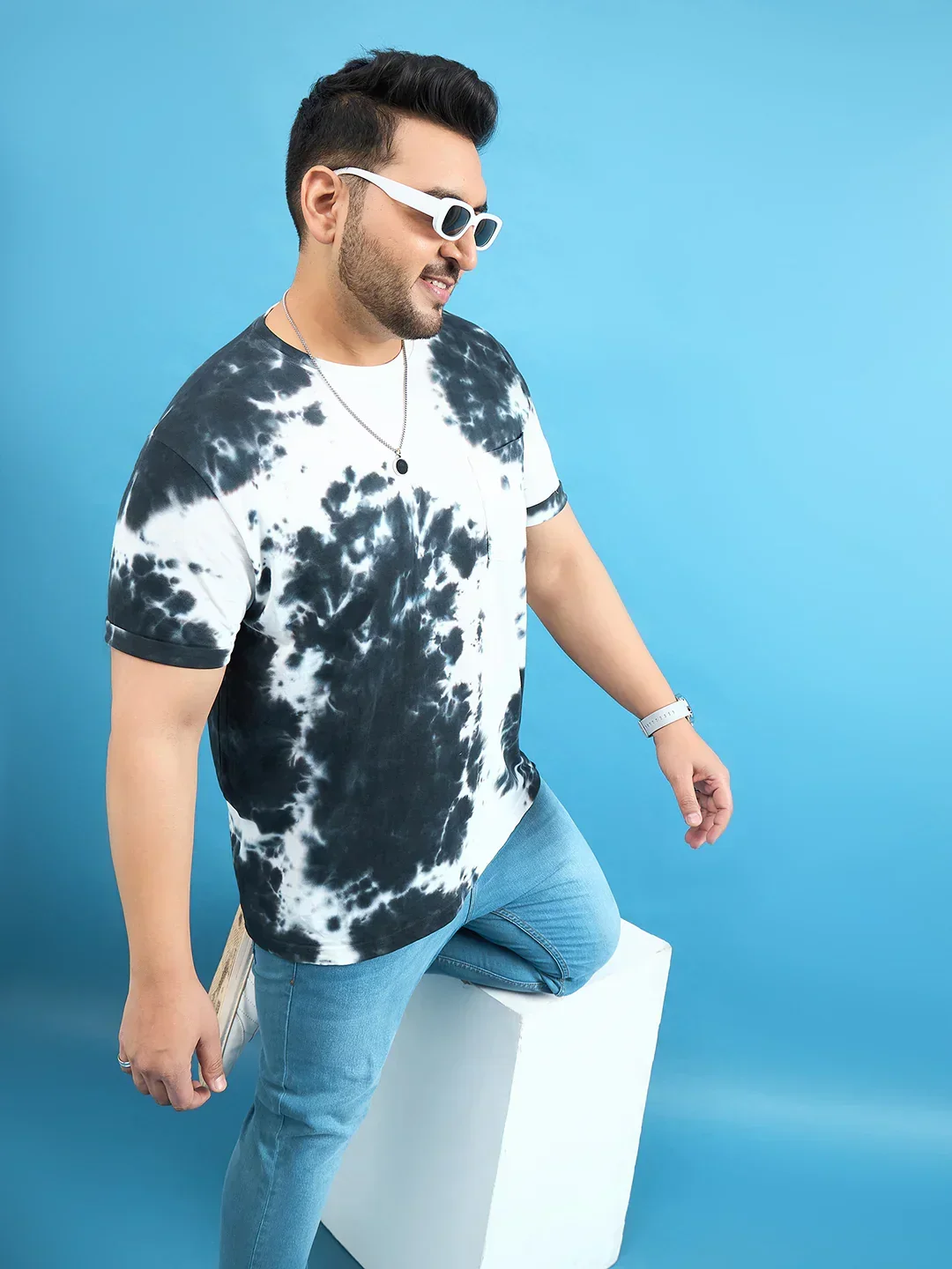 Men Plus Size Volvo Navy-Blue Printed Round Neck Tshirt - Image 2