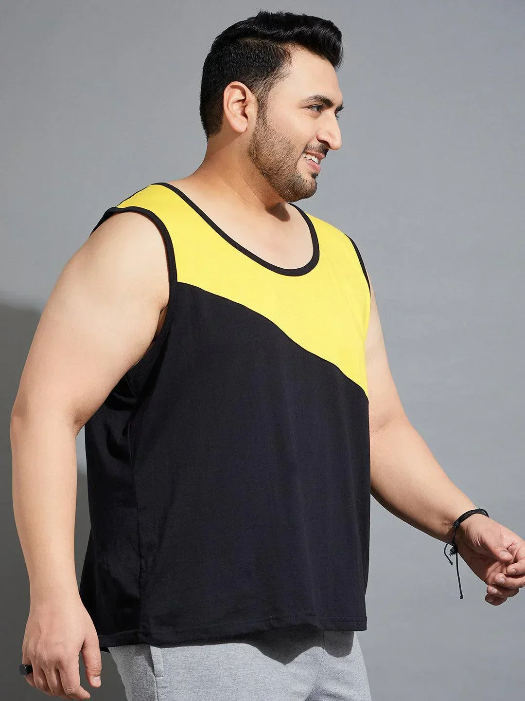 Men Plus Size Wood-10 Colorblock Vest - Image 4
